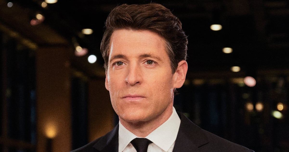 MAGA-Coded CBS Anchor Tony Dokoupil Hit With Mass Exodus Weeks Into Tenure