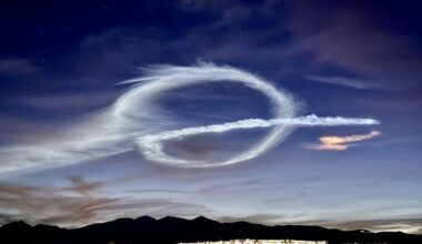SpaceX Falcon 9 Launch Creates Glowing Spiral Visible Across Victor Valley