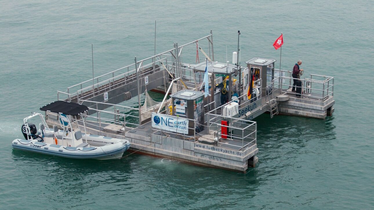German marine cow-ship collects up to 2 tons of plastic per trip and offers an ongoing river and sea cleaning service.