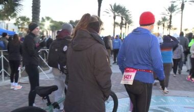 Bitterly cold temps don’t stop runners from wrapping up DONNA Marathon Weekend