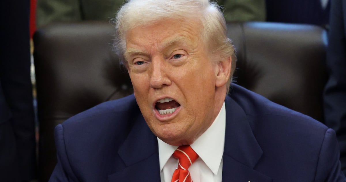 Trump Pushes Demand to Republicans in Election Meltdown