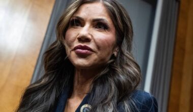 Pilot Fired for Forgetting Kristi Noem’s Blanket on Plane: Report