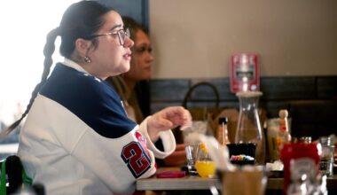 Local restaurants open early for U.S. v. Canada Ice hockey championship