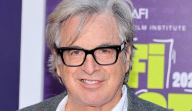 Robert Carradine, ‘Revenge of the Nerds’ and ‘Lizzie McGuire’ Star, Dies at 71 - Variety