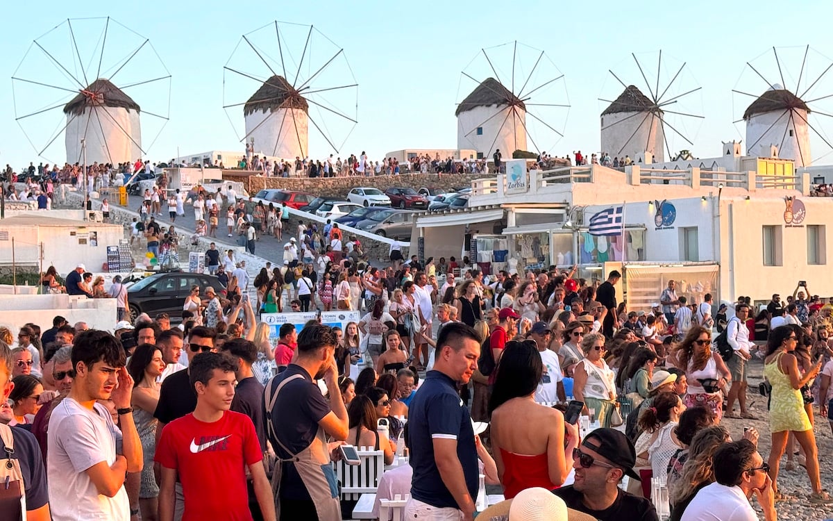 Greece Sets New Multibillion Record in Tourism Revenue