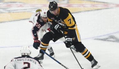 Goalie Fight; Penguins Personality; Pens' Prospect Howe Debuts