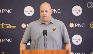 Analyst Names One QB Trade Candidate Steelers Could Take 'A Stab' At: 'Throw A Fourth-Rounder'