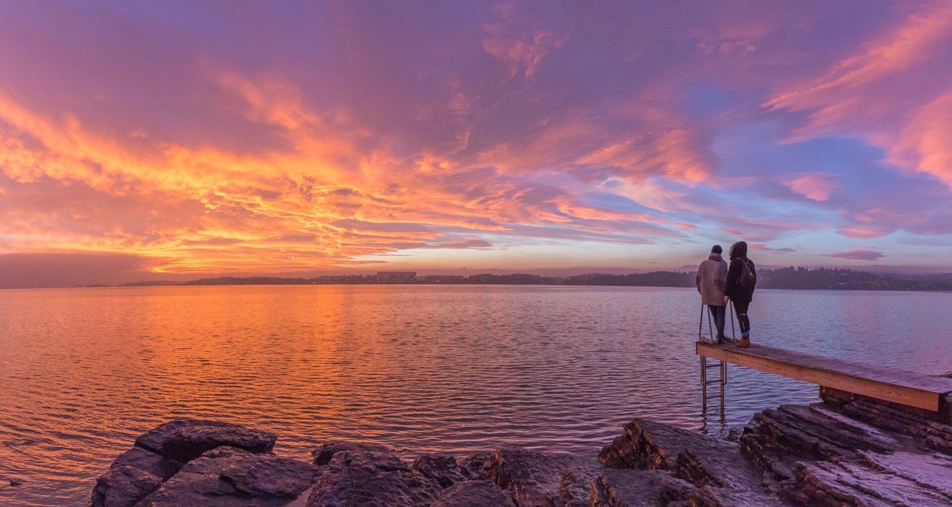 Are sunrises and sunsets more spectacular in winter?