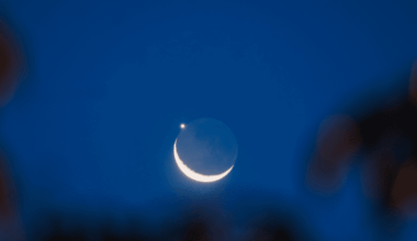 Rare Moon And Mercury Occultation To Delight Skywatchers Tonight!