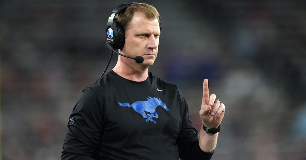 smu-coach-rhett-lashlee-players-react-to-holiday-bowl-win-over-arizona