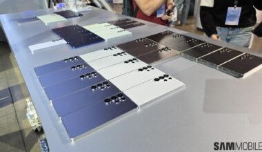 Check out Galaxy S26 Ultra units stacked and on sale in Dubai