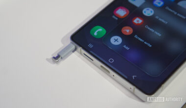 Samsung Galaxy S25 Ultra S Pen in slot