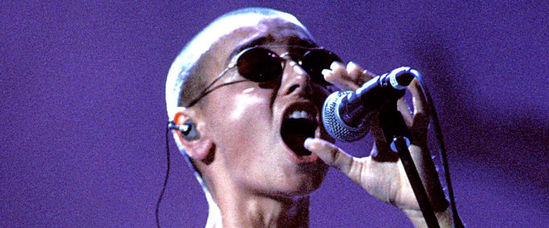 On This Day 35 Years Ago, Sinéad O'Connor Took a Stand at the Grammy Awards Without Even Attending the Ceremony