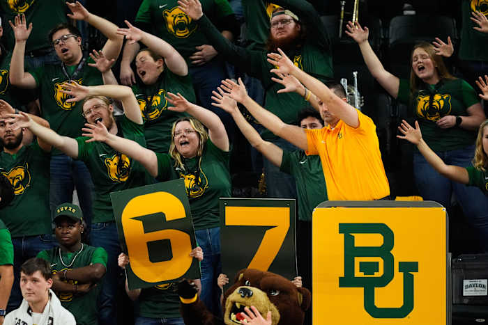 The '6-7' craze is going strong at NBA and college basketball games