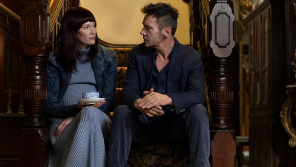 'The Room Below' - First Look at 'Evil Dead Rise' Star Alyssa Sutherland in Creature Feature