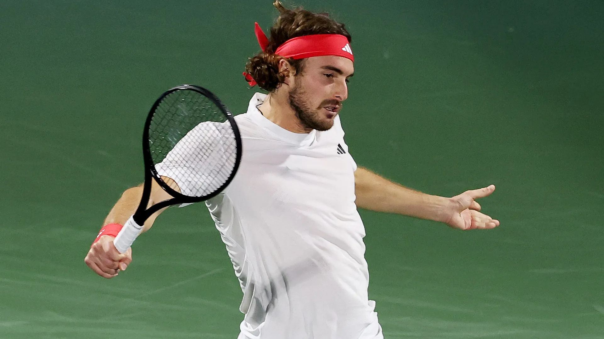 Stefanos Tsitsipas playing