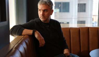 Andrew Bialecki, CEO and cofounder of Klaviyo, is donating millions to MIT's Delta v startup accelerator.