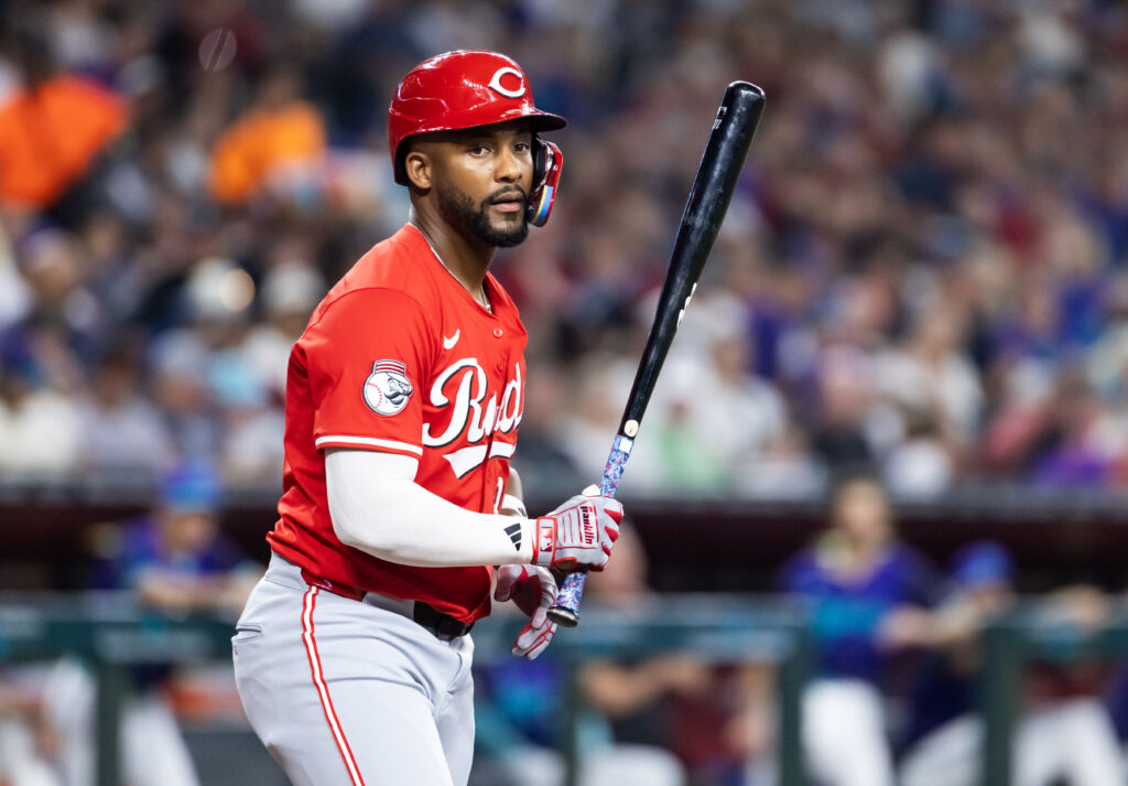 Padres To Sign Miguel Andujar