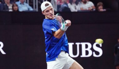 Jakub Mensik hits a forehand against Alex de Minaur at the 2025 Laver Cup.