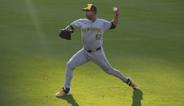 Rockies To Sign Jose Quintana