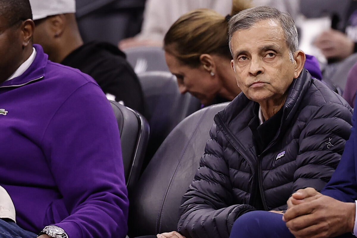 Breaking News: Nothing Happened, Kings Staying the Course