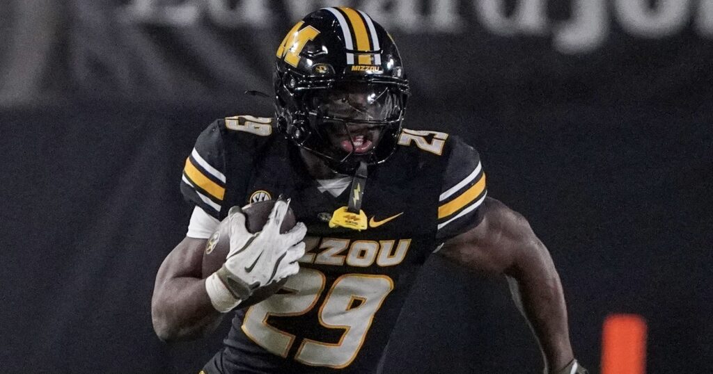 Missouri running back Ahmad Hardy