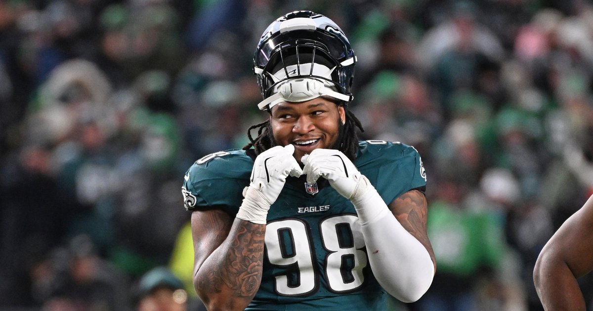 Should the Eagles exercise their fifth-year options for Jalen Carter and Nolan Smith?