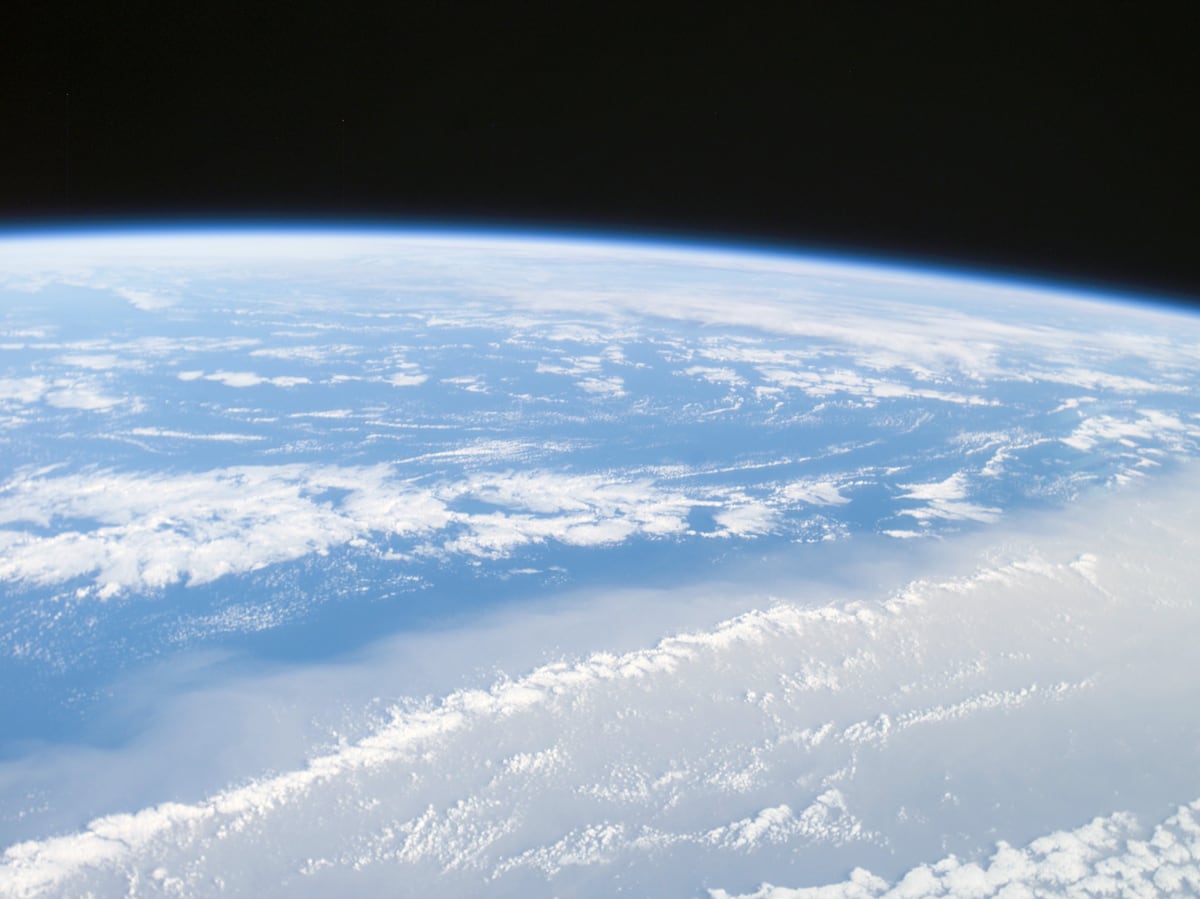 DOD eyes commercial satellites that can spy on other satellites