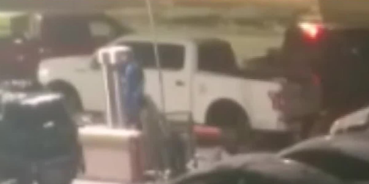 Thief steal tires and custom rims from Lincoln car lot, police say