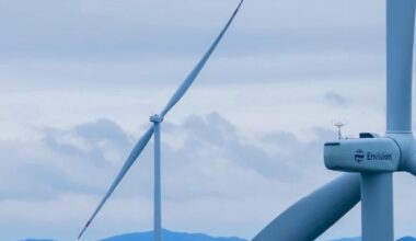 Someone thought removing one blade from wind turbines could be a good idea — Now it may rewrite history