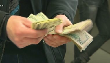 High costs, weak growth driving Hawaii residents away, report says