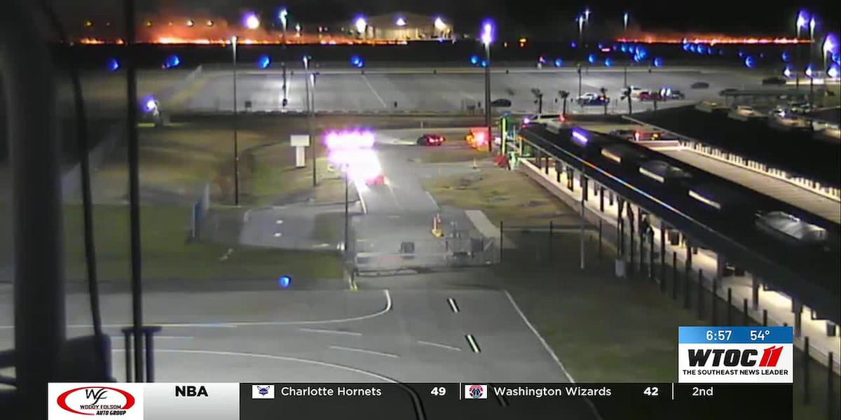 Fire crews contain grass fire at Savannah/Hilton Head International Airport