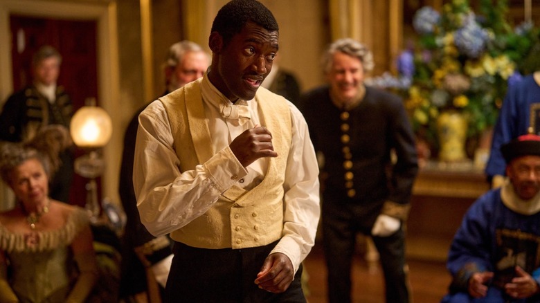 Malachi Kirby as Hezekiah Moscow in a boxing stance in A Thousand Blows