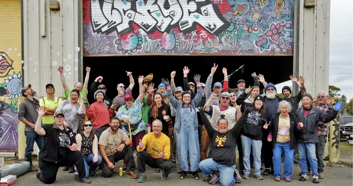 The Kinetic Sculpture Lab Has Moved Into Its New Home Thanks to Efforts of More Than 200 Volunteers | Lost Coast Outpost