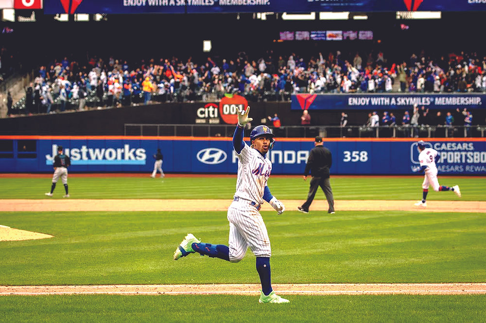 Governor joins calls for Puerto Rican stars to play in the World Baseball Classic