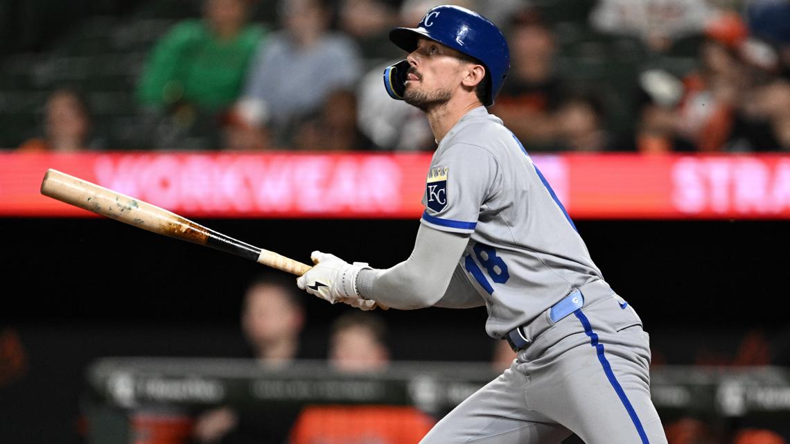 Astros sign Biggio to deal, invite him to Spring Training