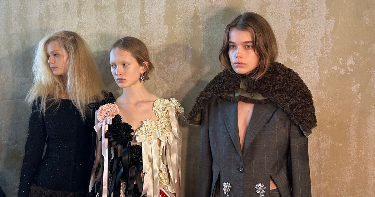 These ‘Weird Sisters’ Are All Over Simone Rocha’s Mood Board