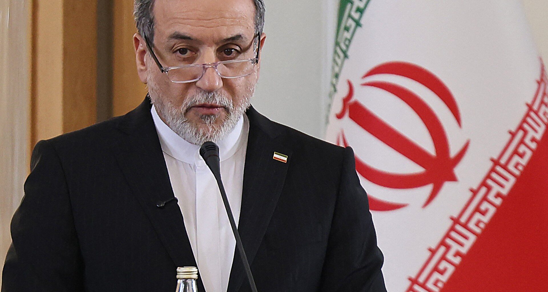 ‘Non-negotiable’: Iran says missiles off the table in talks with the US | Politics News