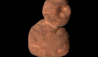 Yes, Gravity Made These Space Snowmen. No, It’s Not That Simple