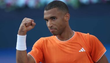 Felix Auger-Aliassime sets Daniil Medvedev SF in Dubai redemption bid | ATP Tour