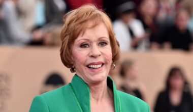 The National Desk dark theme brand icon