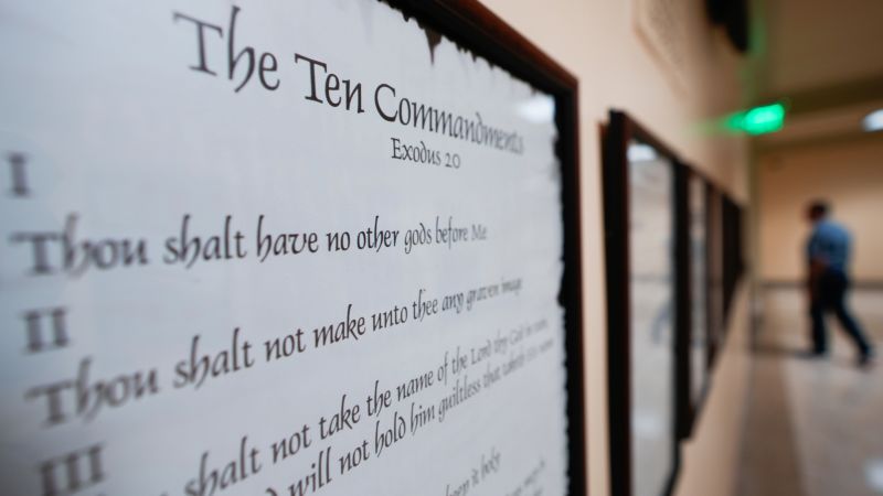Court clears way for Louisiana law requiring Ten Commandments in classrooms to take effect