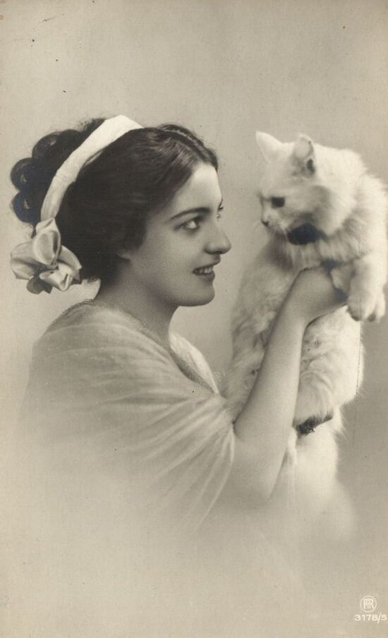 c7756347e5aa12bfa4b3503fe64ab2a8.jpg c7756347e5aa12bfa4b3503fe64ab2a8.jpg