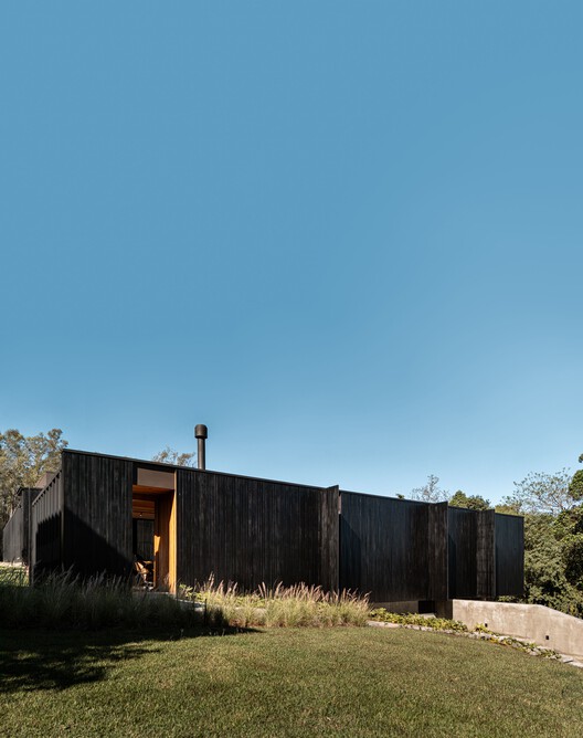 Entremontes House / Harpa Arquitetura - Image 15 of 44