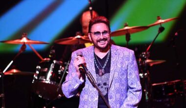 Three Dog Night Frontman Chuck Negron Dead at 83