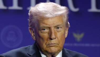 Celebrities Who Refuse to Publicly Speak About Politics Lately, Plus the Reasons Why | EG, Politics, Slideshow | Celebrity News and Gossip | Entertainment, Photos and Videos | Just Jared