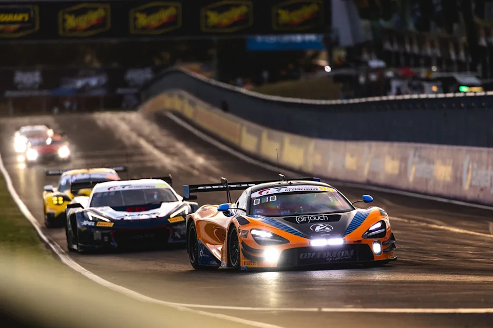 #95 Optimum Motorsport McLaren 720S GT3 EVO: Garnet Patterson, Ben Barnicoat, Marvin Kirchhofer
