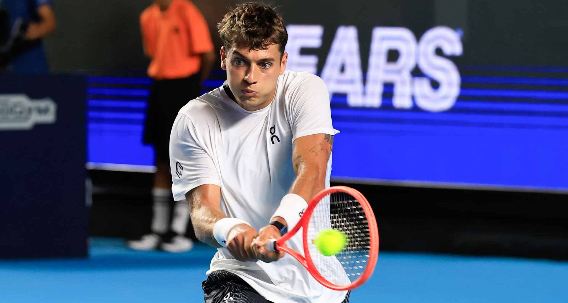 Flavio Cobolli survives late drama for Acapulco final berth | ATP Tour