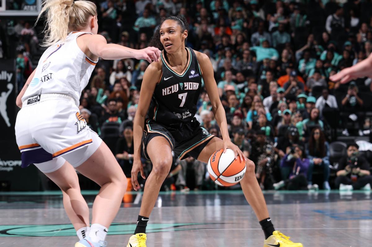 Rebekah Gardner hopes Athletes Unlimited can clear up Liberty future