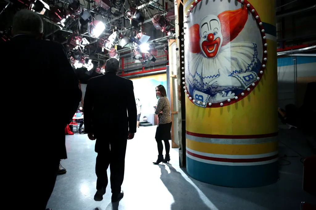 WGN-TV lays off 8 on-air reporters, anchors in massive downsizing